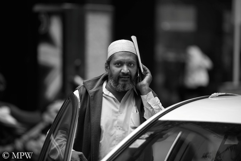 Auckland City street photo, Queent St, black and white